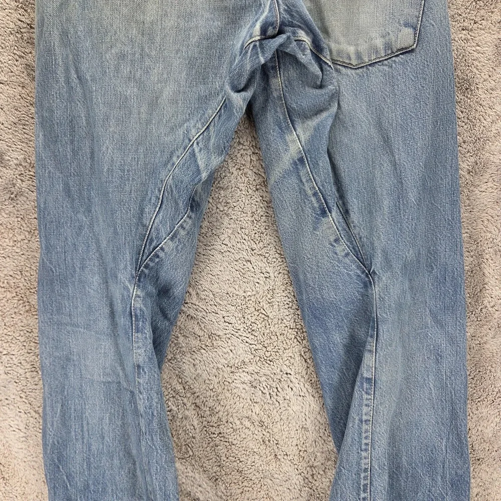 VTG Levis Engineered Jeans Men Thrashed Destroyed Twisted Buckle Back Fits 31x30